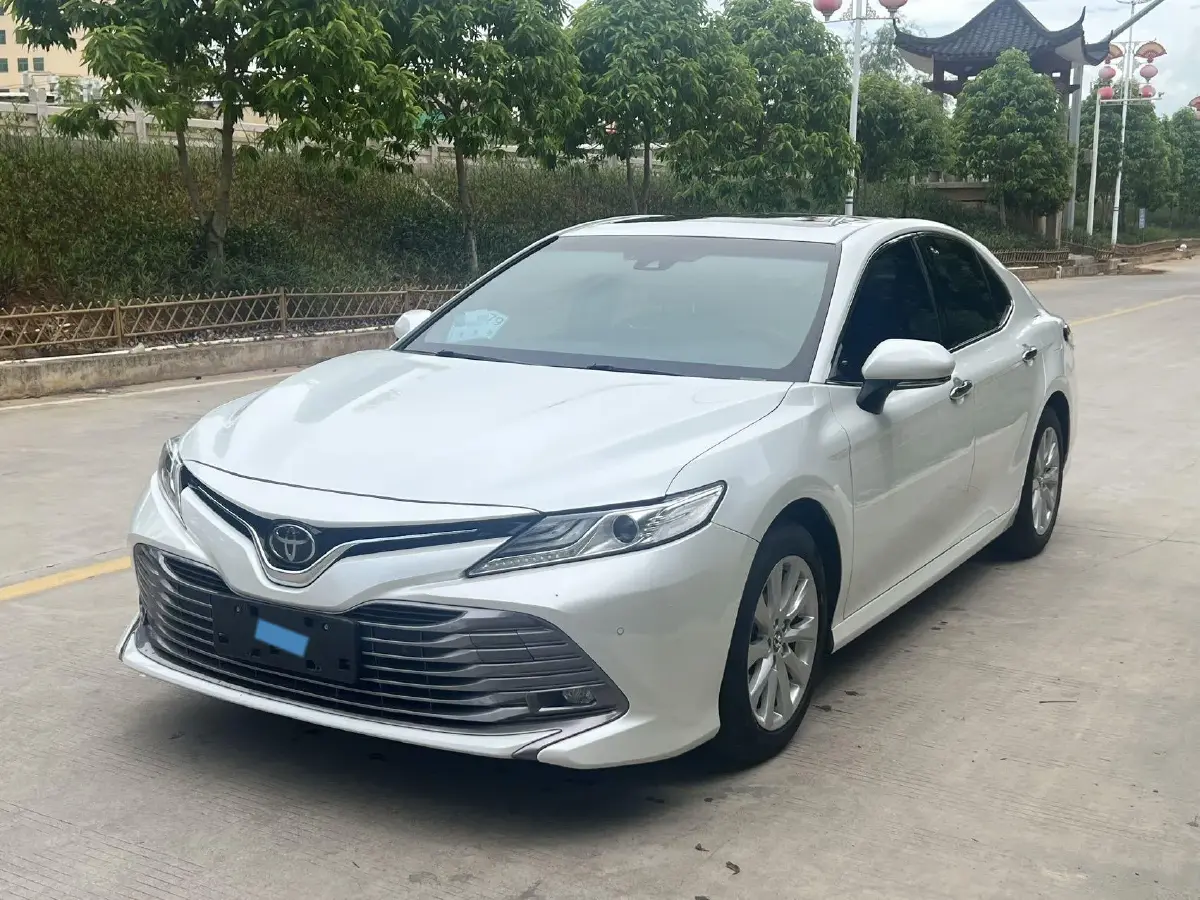 2019 Toyota Camry 2.0L 178HP L4 CVT