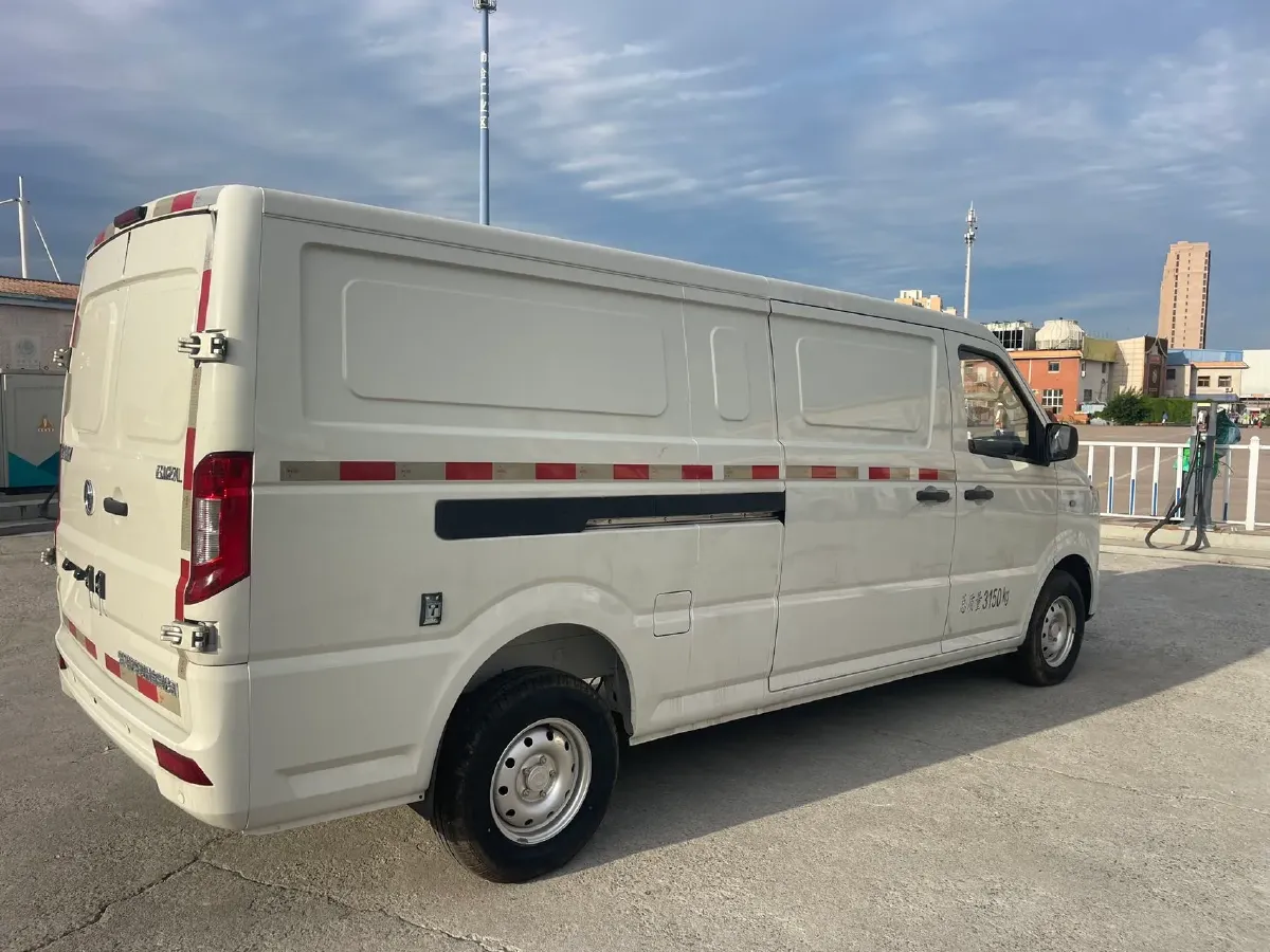 2024 Dongfeng YuFengEM27 BEV 41.472KWH,autocango,china used car exporter,china ev exporter,chinese used car exporter,chinese used ev exporter