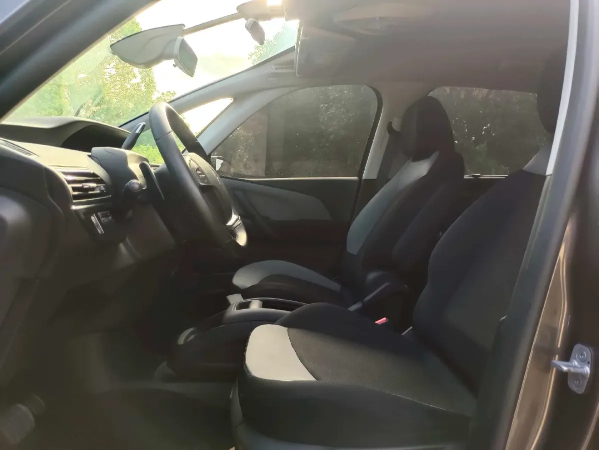 2015 Citroen C4 Picasso 1.6T 165HP L4 6AT,autocango,china used car exporter,china ev exporter,chinese used car exporter,chinese used ev exporter