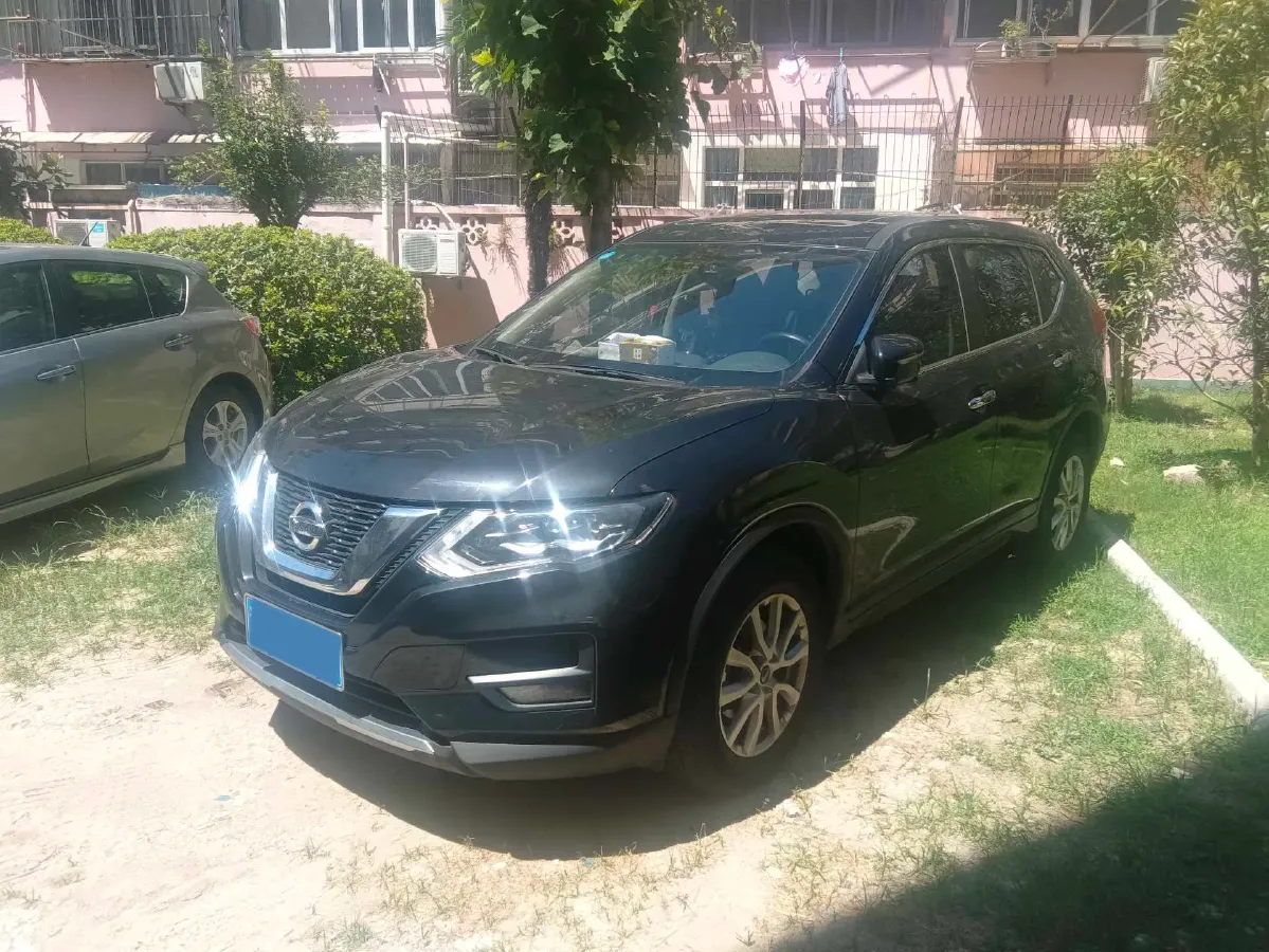 2020 Nissan X-Trail 2.0L 154HP L4 CVT,autocango,china used car exporter,china ev exporter,chinese used car exporter,chinese used ev exporter