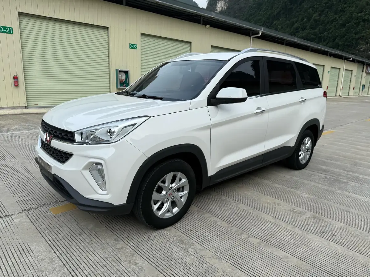 2019 WuLing HongGuang S3 1.5T 147HP L4 6MT