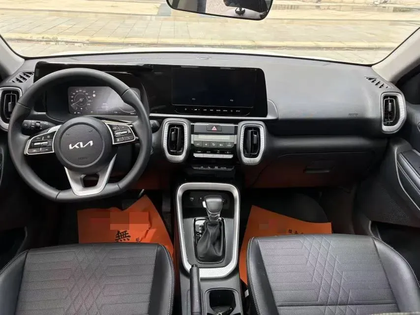 2024 Kia Sonet 1.5L 115HP L4 CVT,autocango,china used car exporter,china ev exporter,chinese used car exporter,chinese used ev exporter