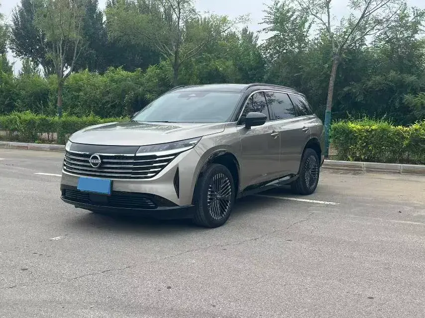 2024 Nissan Pathfinder 2.0T 252HP L4 9AT