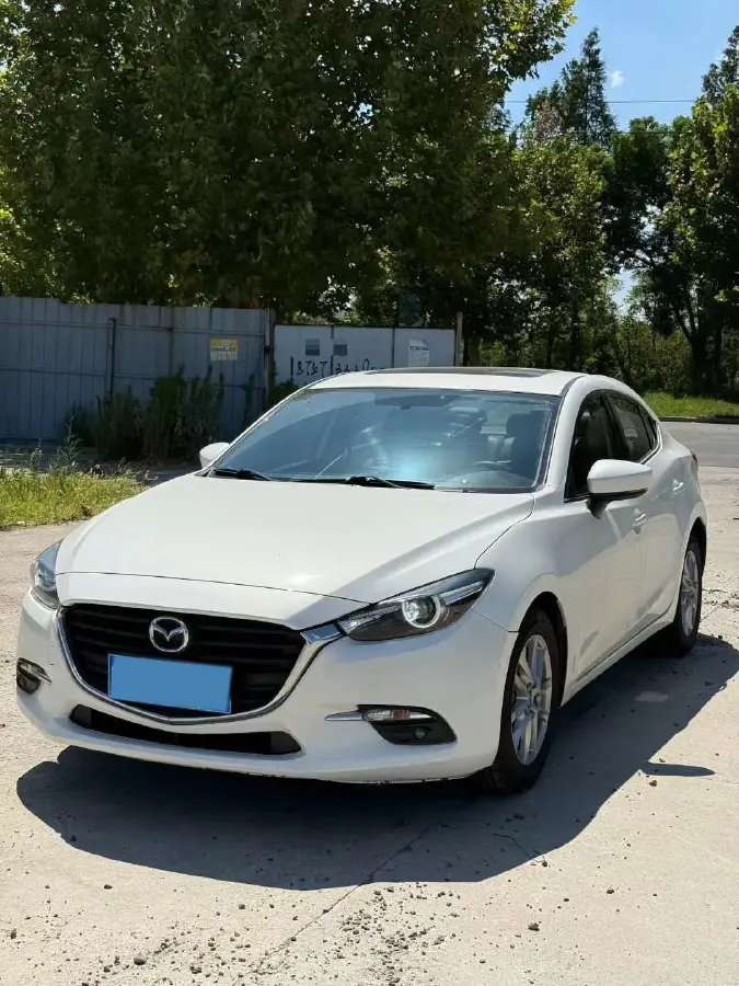 2019 Mazda 3 Axela 1.5L 117HP L4 6AT