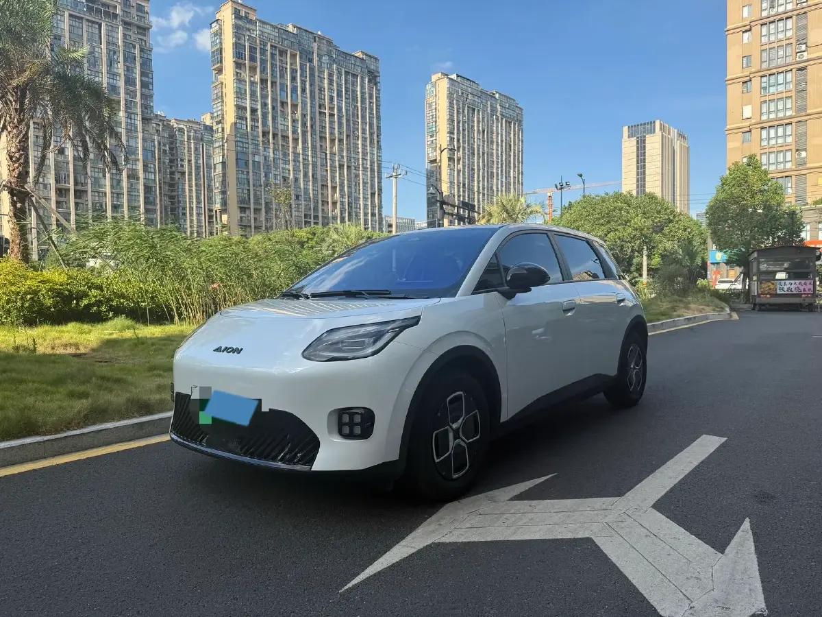 2025 Aion AION UT BEV