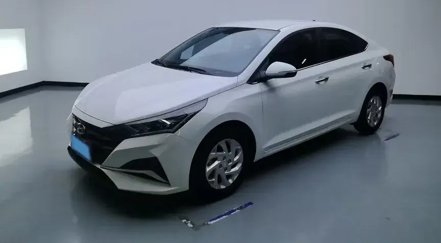 2020 Hyundai Verna 1.4L 100HP L4 CVT