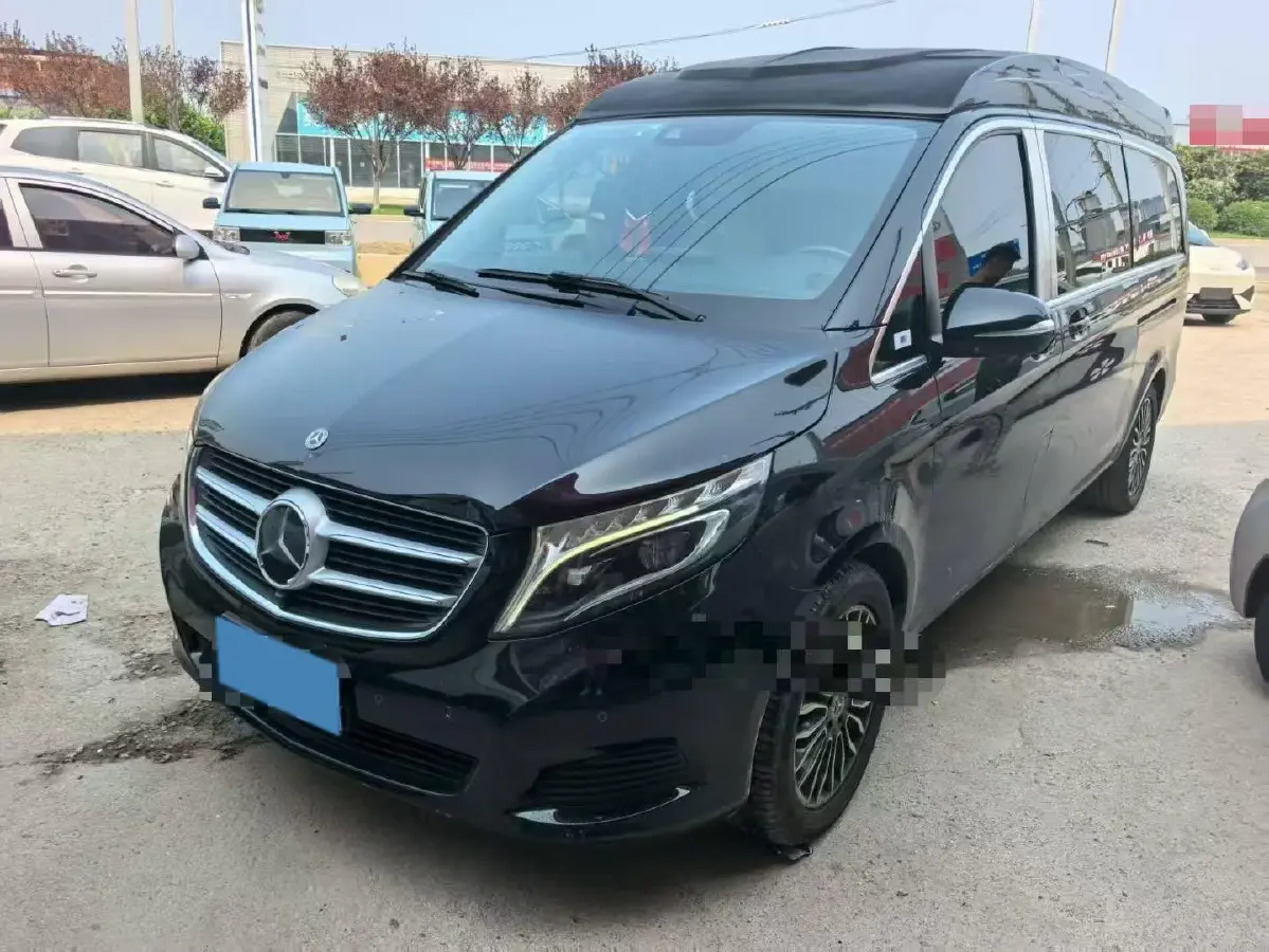 2018 Mercedes-Benz V Class 2.0T 211HP L4 7AT