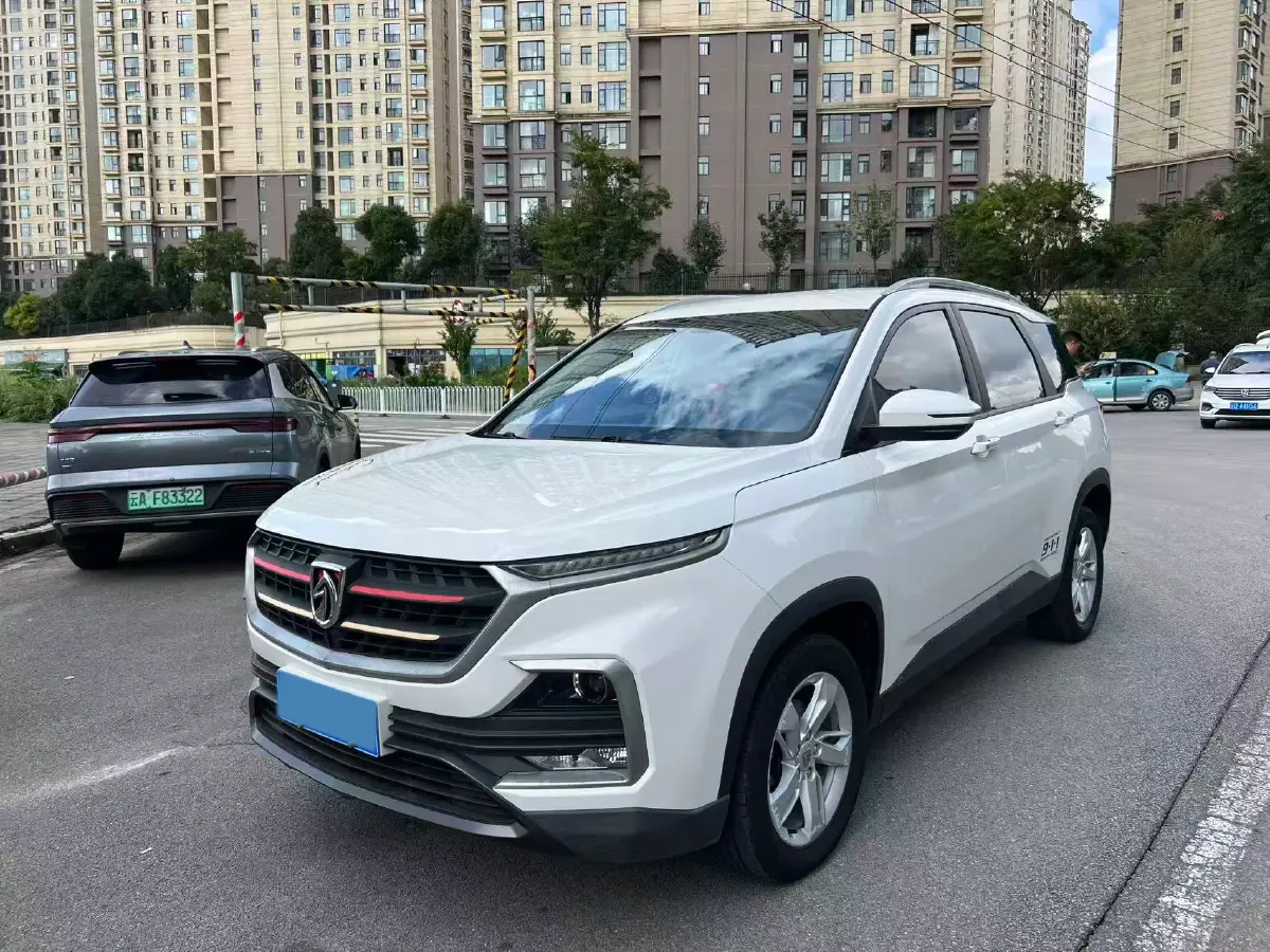 2018 BaoJun 530 1.5T 150HP L4 6MT