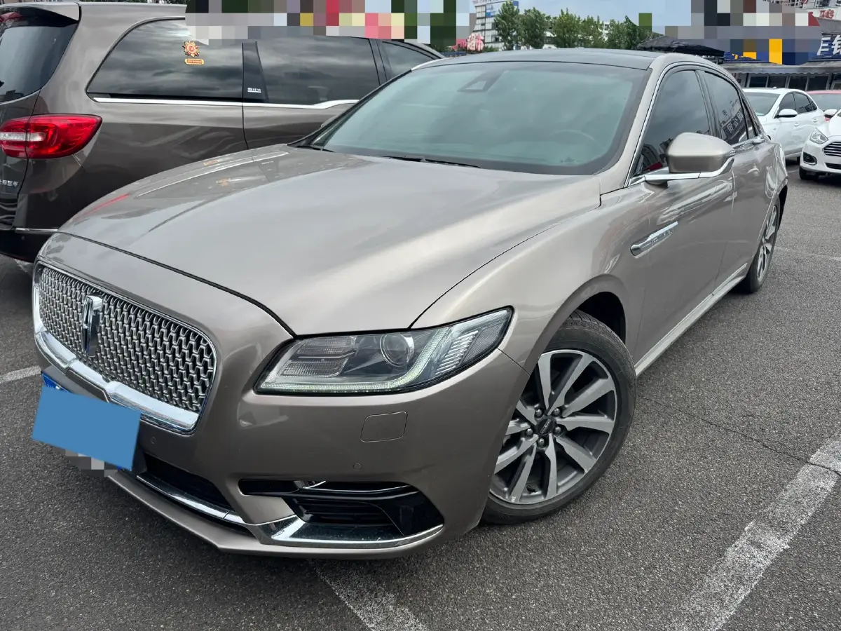 2018 Lincoln Continental 2.0T 261HP L4 6AT