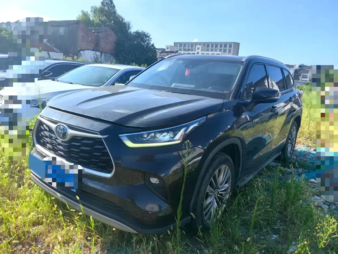 2022 Toyota Highlander 2.5L 192HP L4 E-CVT Hybrid