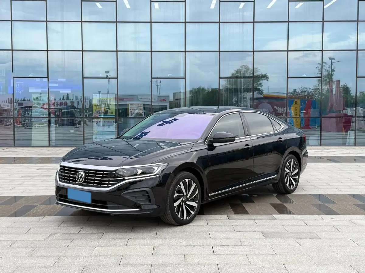 2021 Volkswagen Passat 2.0T 186HP L4 7DCT