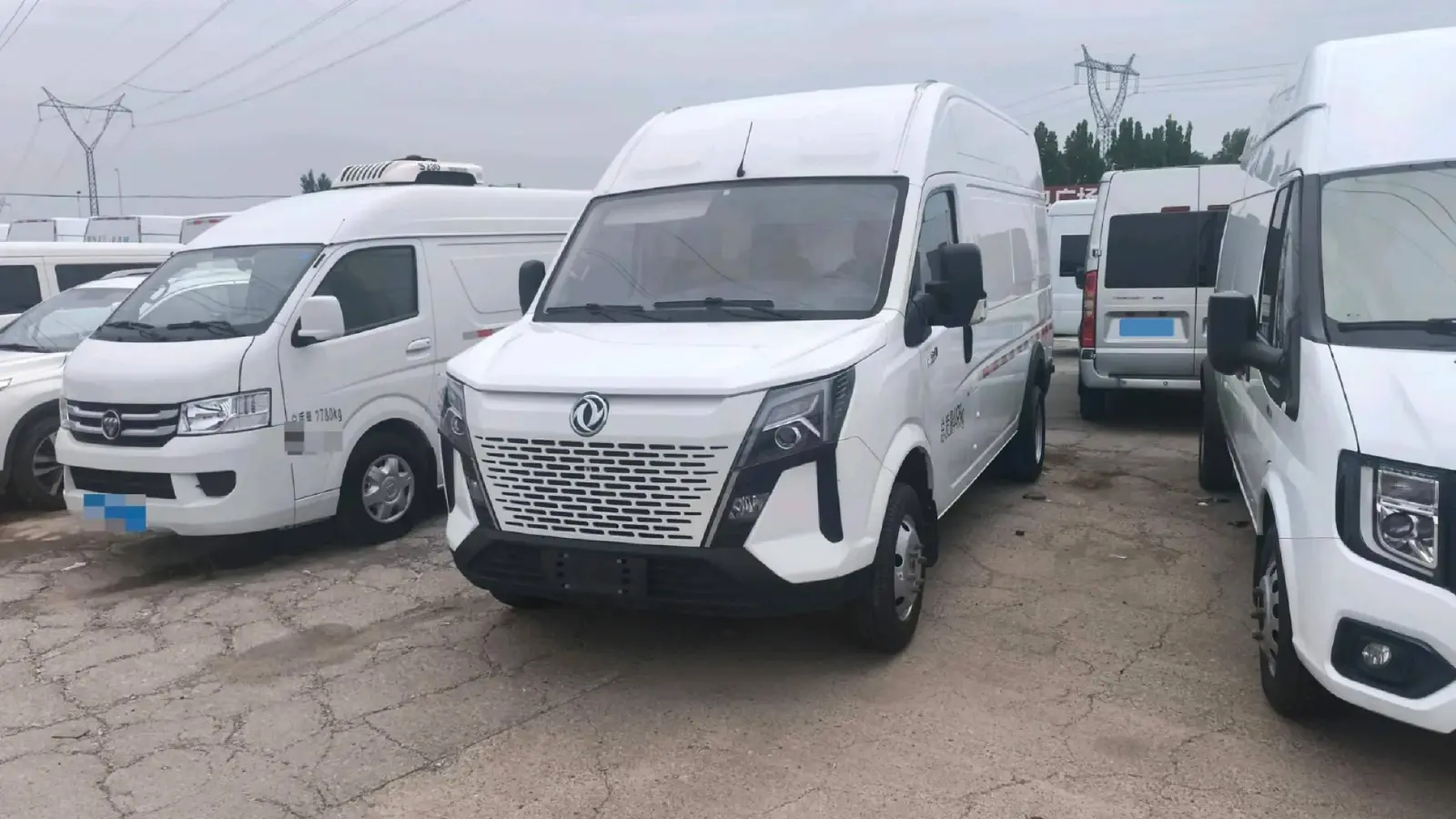 2023 DongFeng DFAC YuFeng 2.3T 143HP L4 6MT