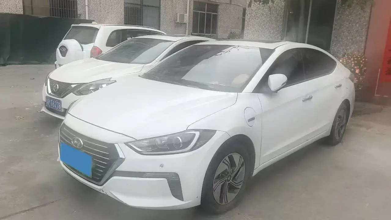 2019 Hyundai Elantra 1.6L 105HP L4 6DCT PHEV