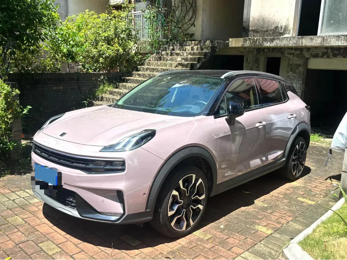 2022 LYNK&CO 06 EM-P 1.5T 177HP L3 7DCT PHEV 15.5KWH
