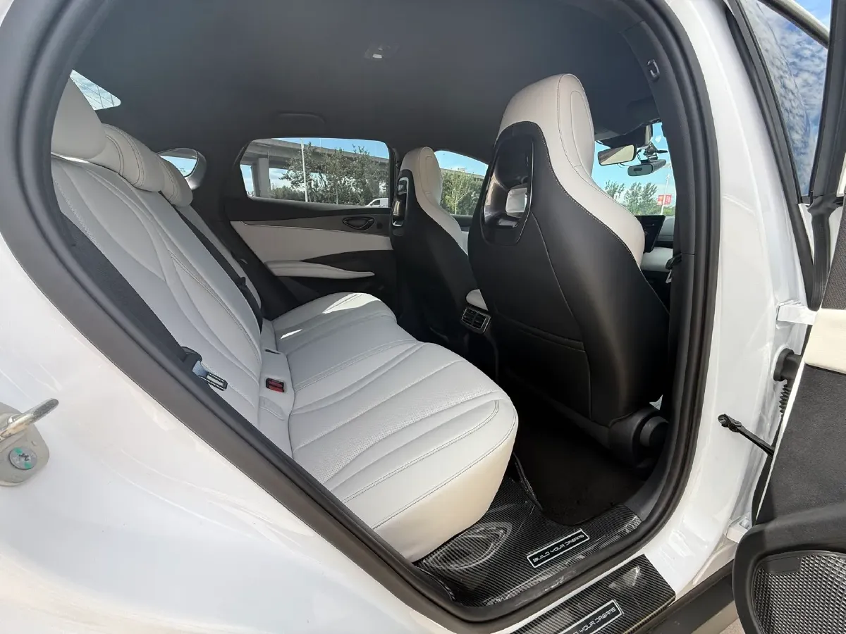 2024 BYD Seal 06 1.5L 101HP L4 E-CVT PHEV 10.08KWH,autocango,china used car exporter,china ev exporter,chinese used car exporter,chinese used ev exporter