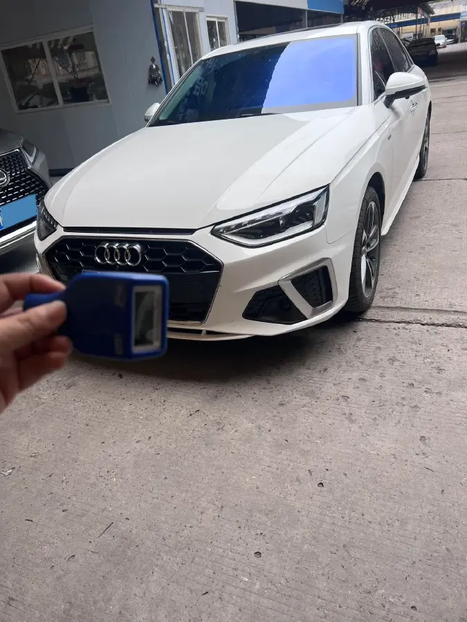 2020 Audi A4L 2.0T 150HP L4 7DCT