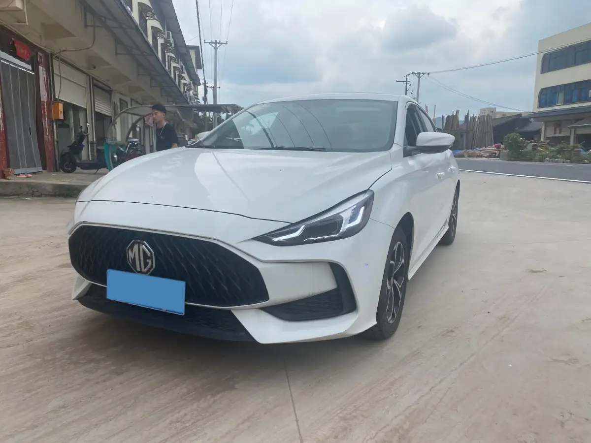 2021 MG 5 1.5L 120HP L4 5MT