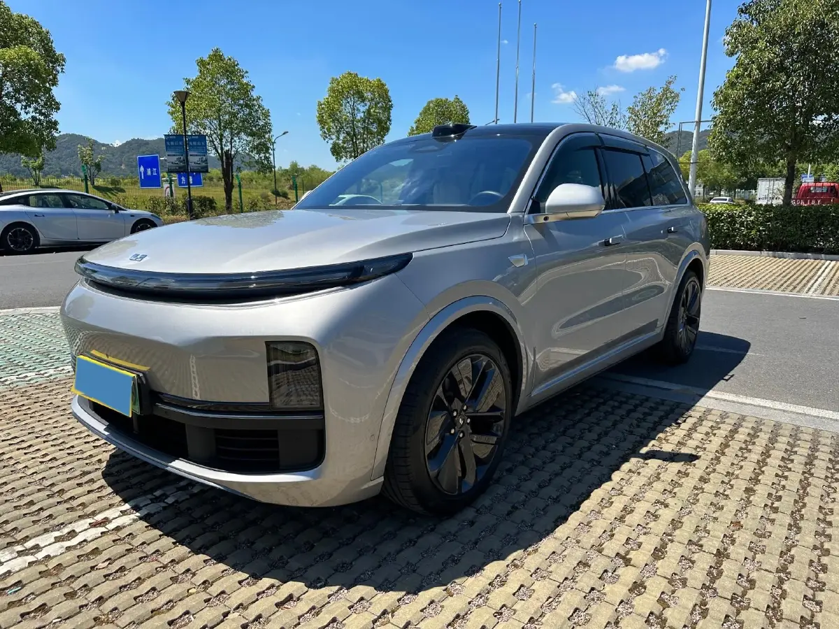 2022 Li L9 Range Extended 154HP REEV 42.6KWH