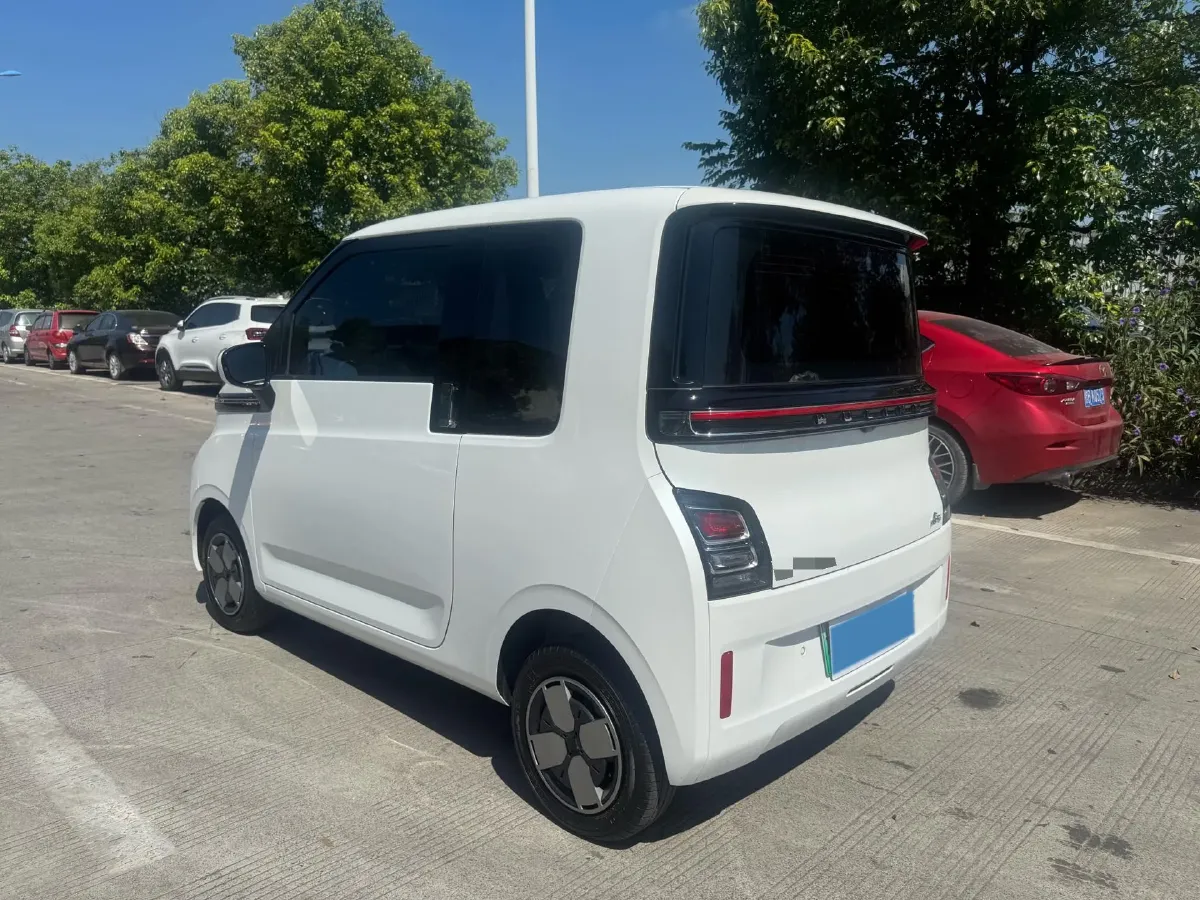 2023 WuLing Air ev BEV 28.4KWH,autocango,china used car exporter,china ev exporter,chinese used car exporter,chinese used ev exporter