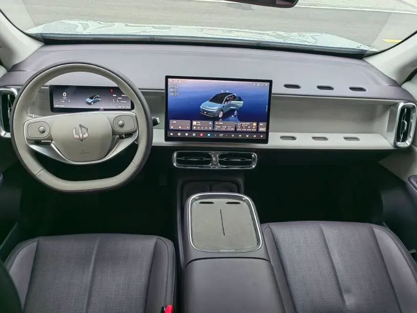 2025 Leapmotor B10 BEV 56.2KWH,autocango,china used car exporter,china ev exporter,chinese used car exporter,chinese used ev exporter