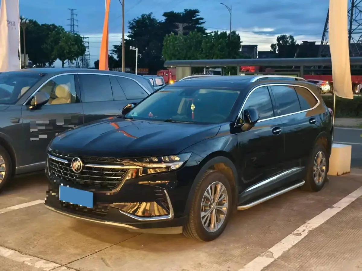 2022 Buick EnvisionPlus 2.0T 237HP L4 9AT