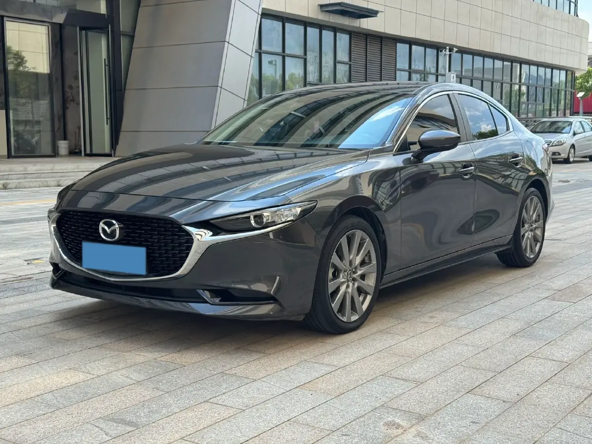 2021 Mazda 3 Axela 2.0L 158HP L4 6AT