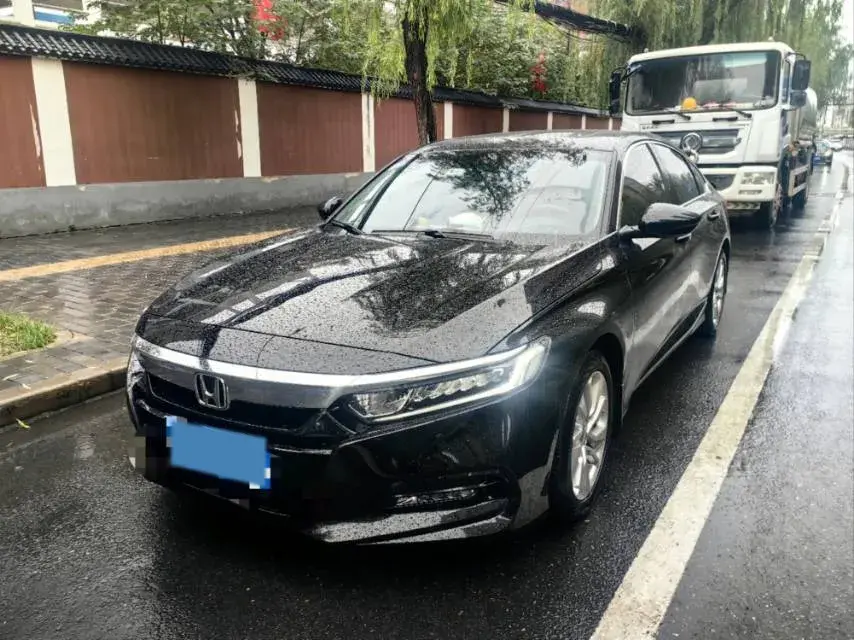2018 Honda Accord 1.5T 194HP L4 CVT