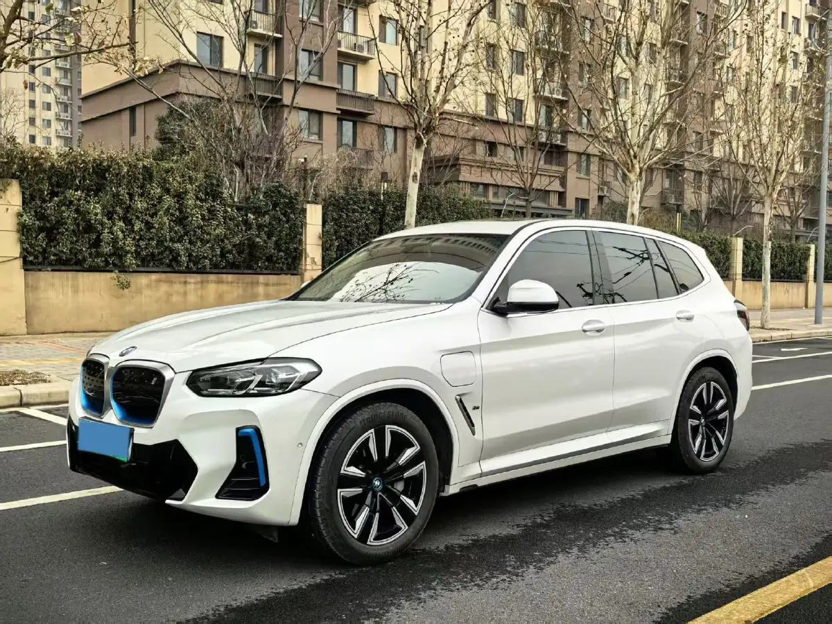 2022 BMW iX3 BEV 80KWH