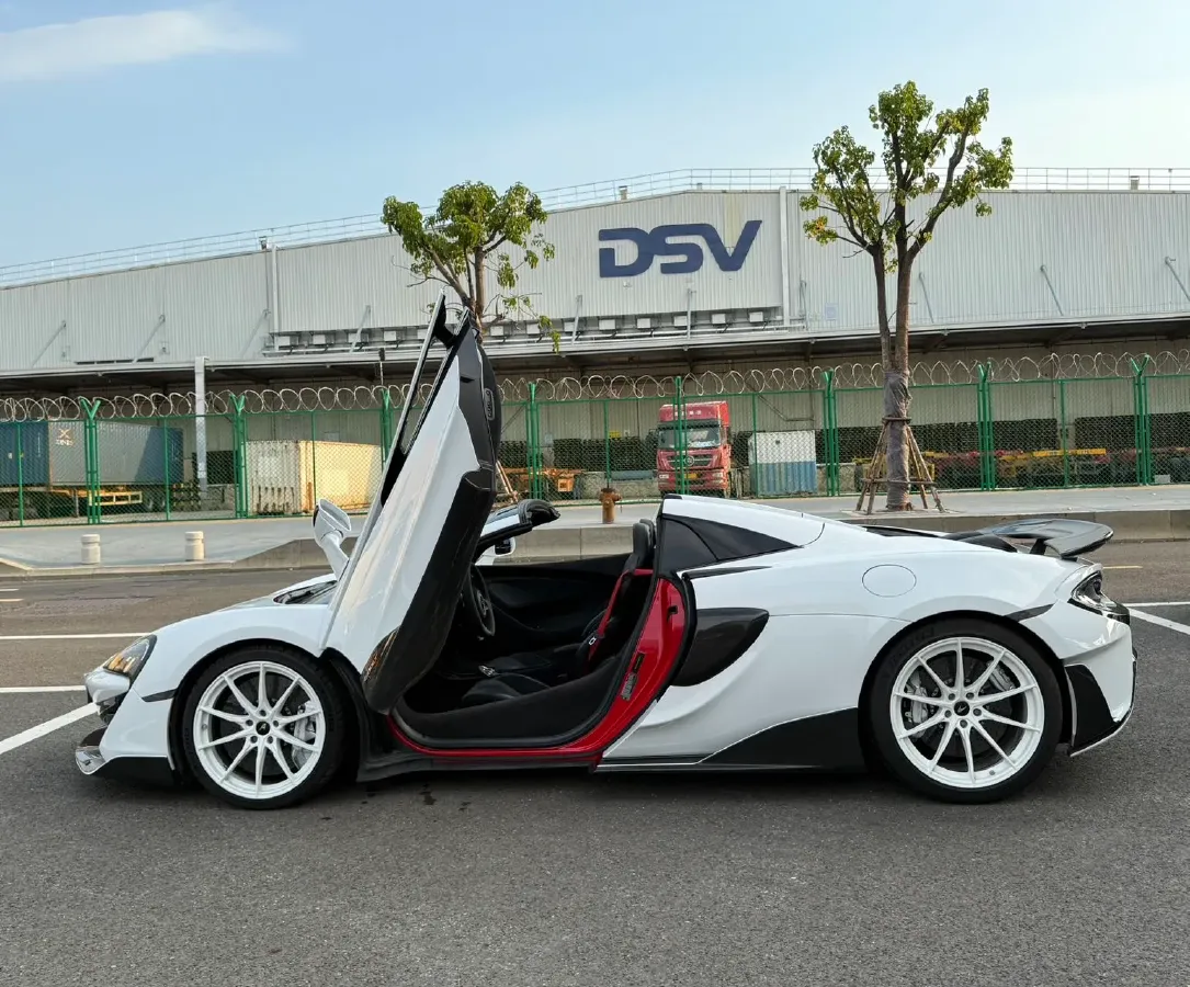 2019 McLaren 600LT 3.8T 600HP V8 7DCT,autocango,china used car exporter,china ev exporter,chinese used car exporter,chinese used ev exporter