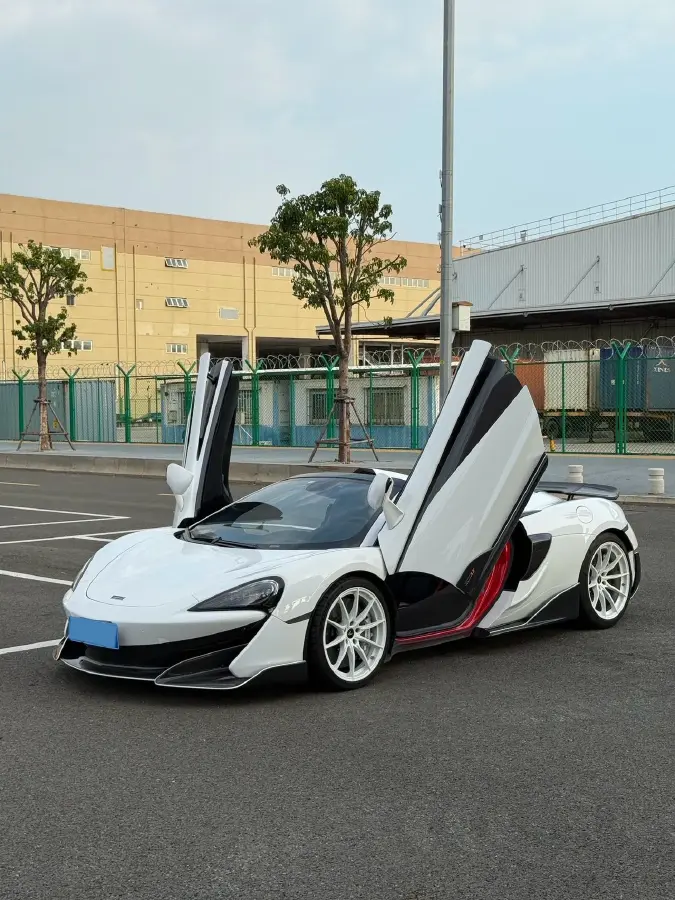 2019 McLaren 600LT 3.8T 600HP V8 7DCT