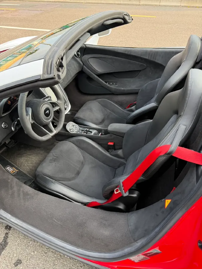 2019 McLaren 600LT 3.8T 600HP V8 7DCT,autocango,china used car exporter,china ev exporter,chinese used car exporter,chinese used ev exporter