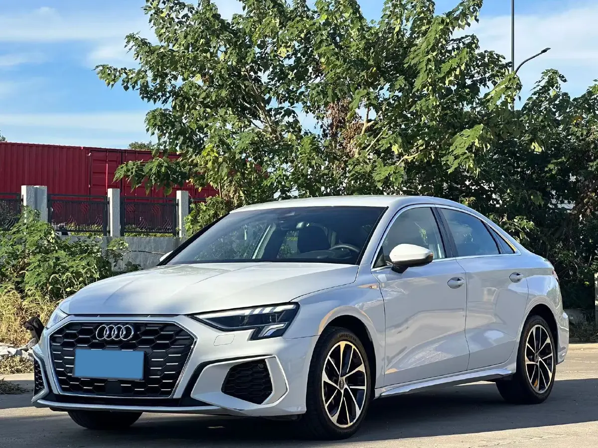 2022 Audi A3 1.4T 150HP L4 7DCT