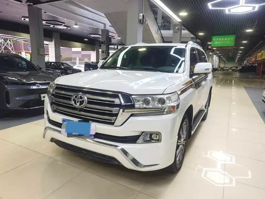 2018 Toyota C-HR 2.0L 171HP L4 CVT