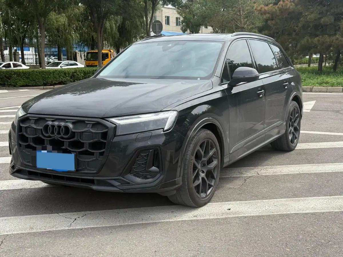 2024 Audi Q7 2.0T 265HP L4 8AT