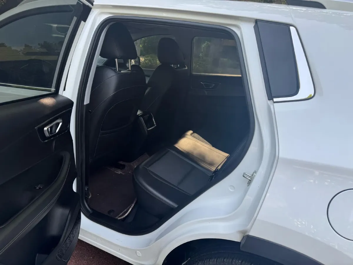 2021 Chery Tiggo 5x 1.5L 116HP L4 CVT,autocango,china used car exporter,china ev exporter,chinese used car exporter,chinese used ev exporter