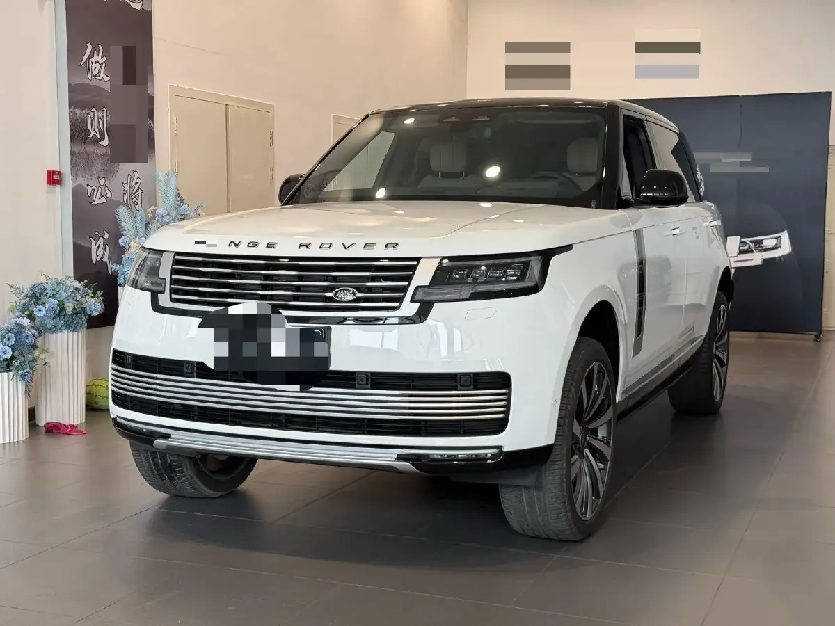 2025 Land Rover Range Rover 3.0T 400HP L6 8AT