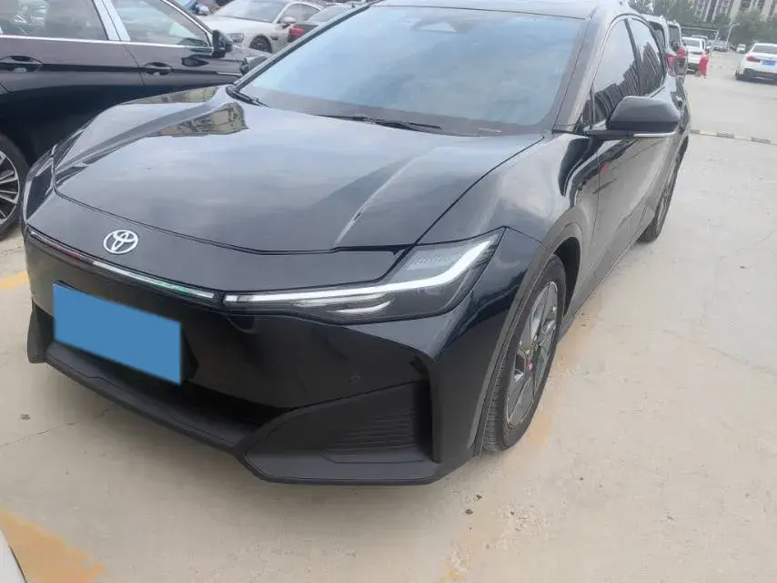 2024 Toyota bZ3 BEV 49.92KWH