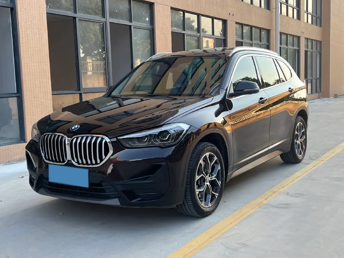 2021 BMW X1 2.0T 192HP L4 7DCT