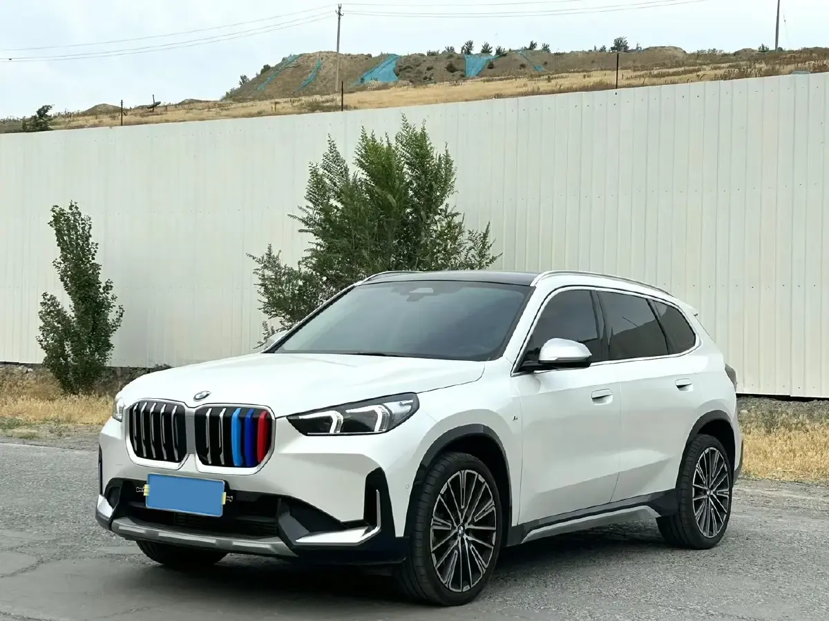 2024 BMW X1 2.0T 204HP L4 7DCT