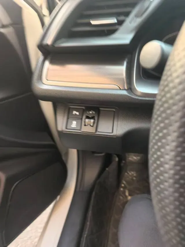 2021 Honda Civic 1.5T 177HP L4 CVT,autocango,china used car exporter,china ev exporter,chinese used car exporter,chinese used ev exporter