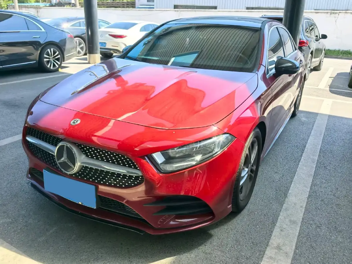 2020 Mercedes-Benz A Class 1.3T 136HP L4 7DCT