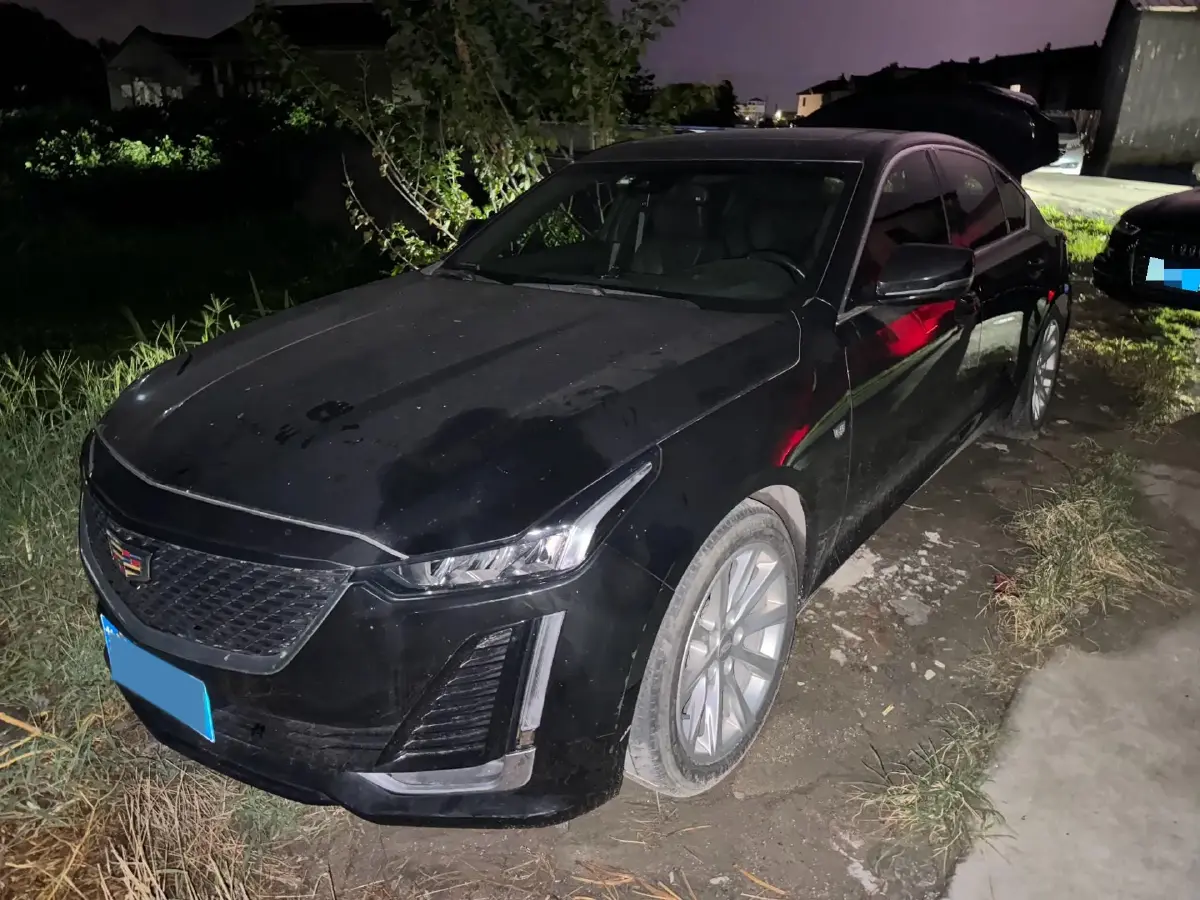 2020 Cadillac CT5 2.0T 237HP L4 10AT