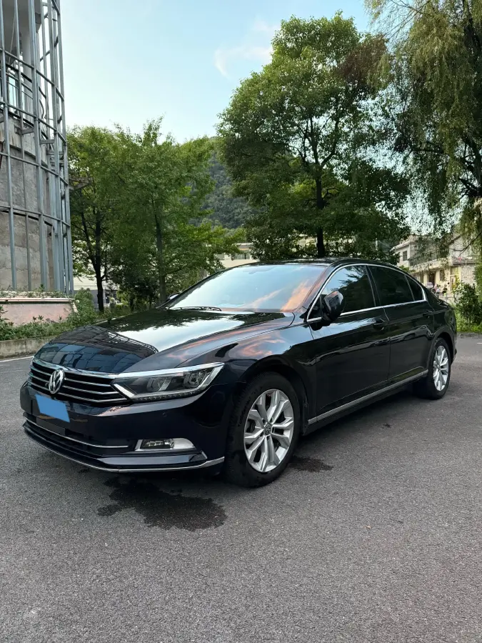 2017 Volkswagen Magotan 1.8T 180HP L4 7DCT