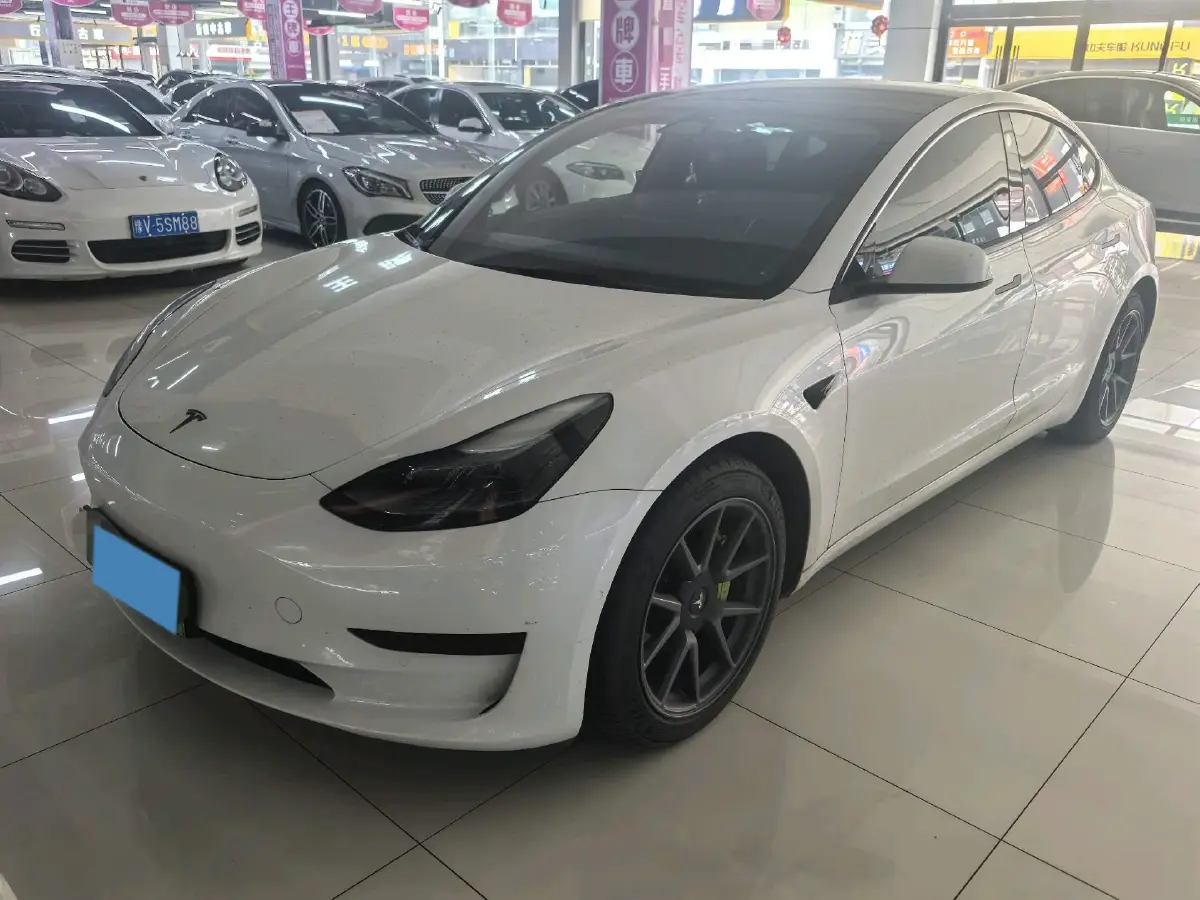 2022 Tesla Model 3 BEV 60KWH