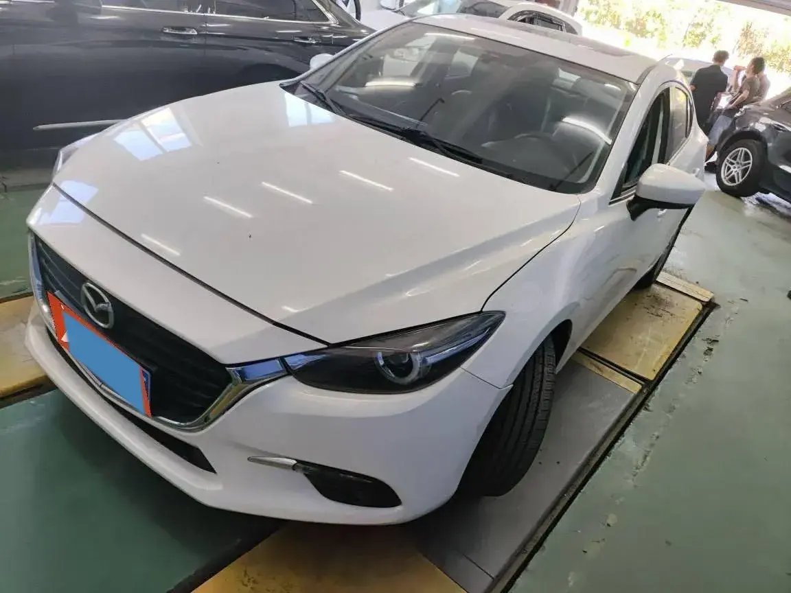 2019 Mazda 3 Axela 1.5L 117HP L4 6AT