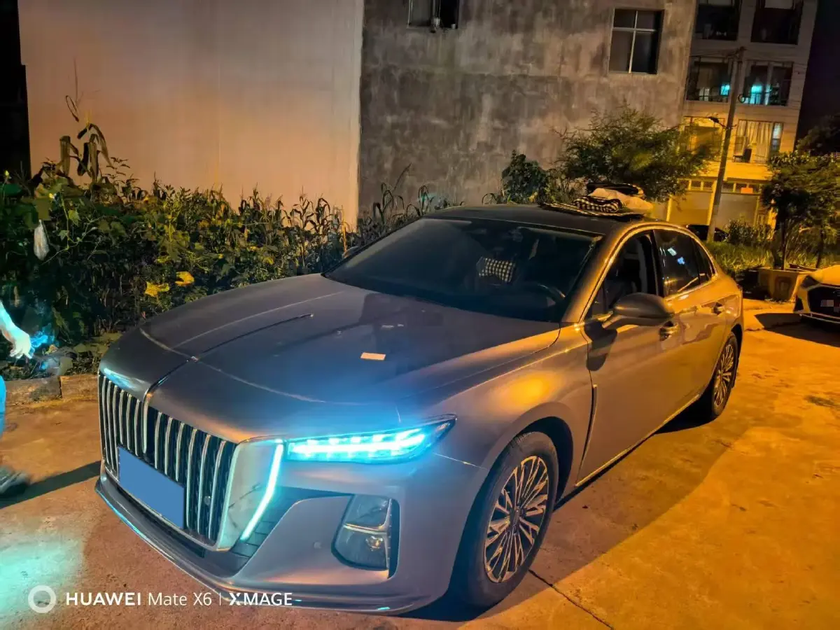 2023 HongQi H5 2.0T 224HP L4 8AT