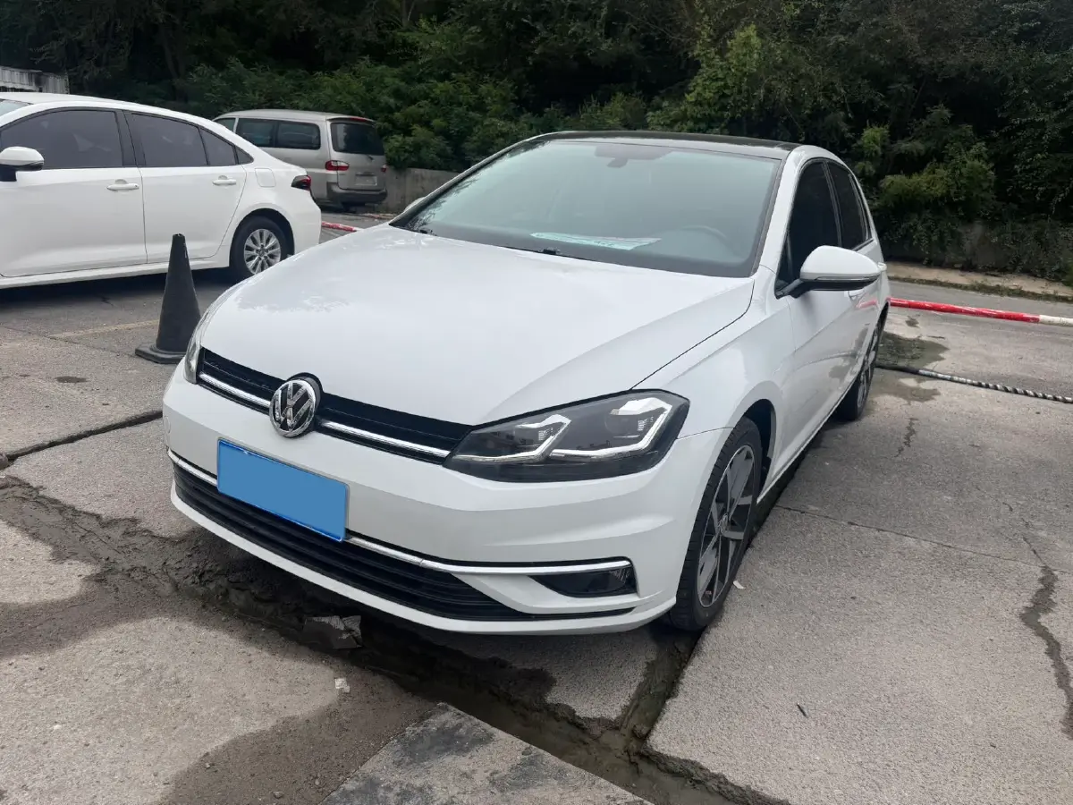 2019 Volkswagen Golf 1.4T 150HP L4 7DCT