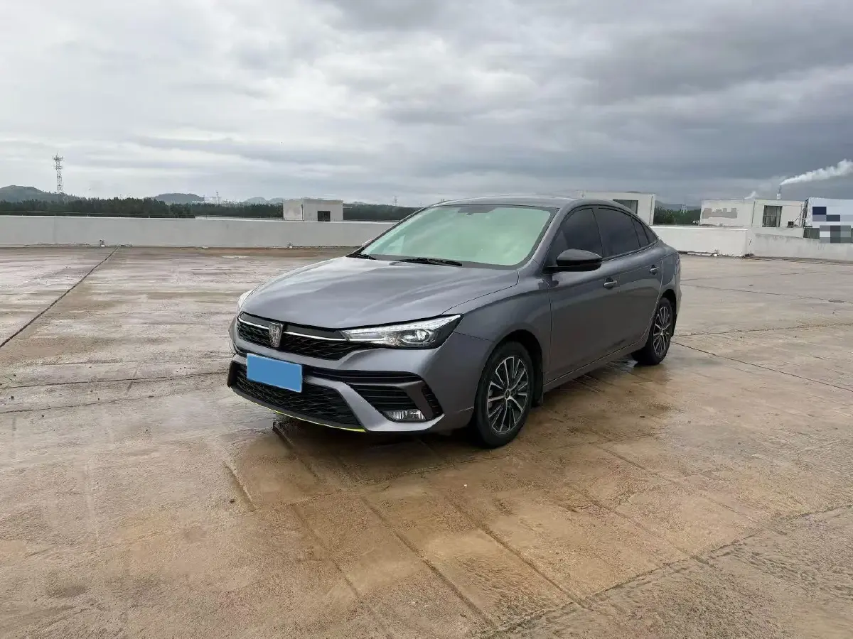 2021 Roewe i5 1.5L 120HP L4 CVT