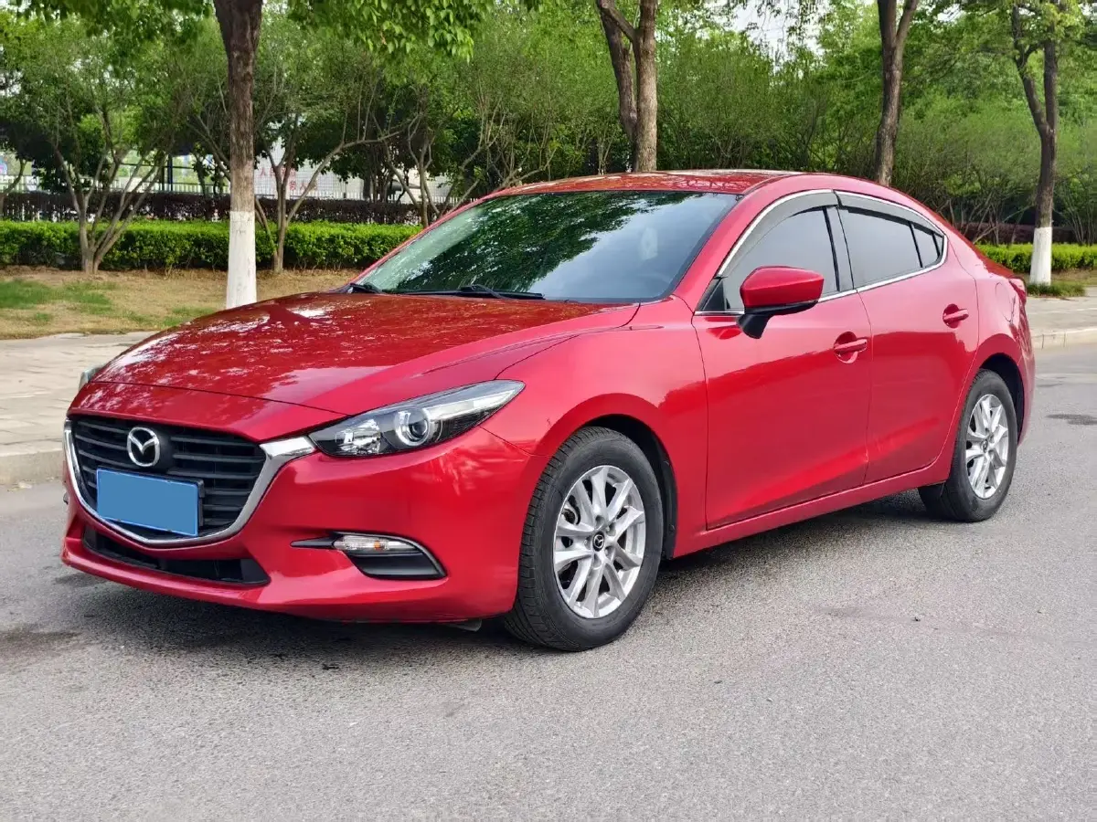 2017 Mazda 3 Axela 1.5L 117HP L4 6AT
