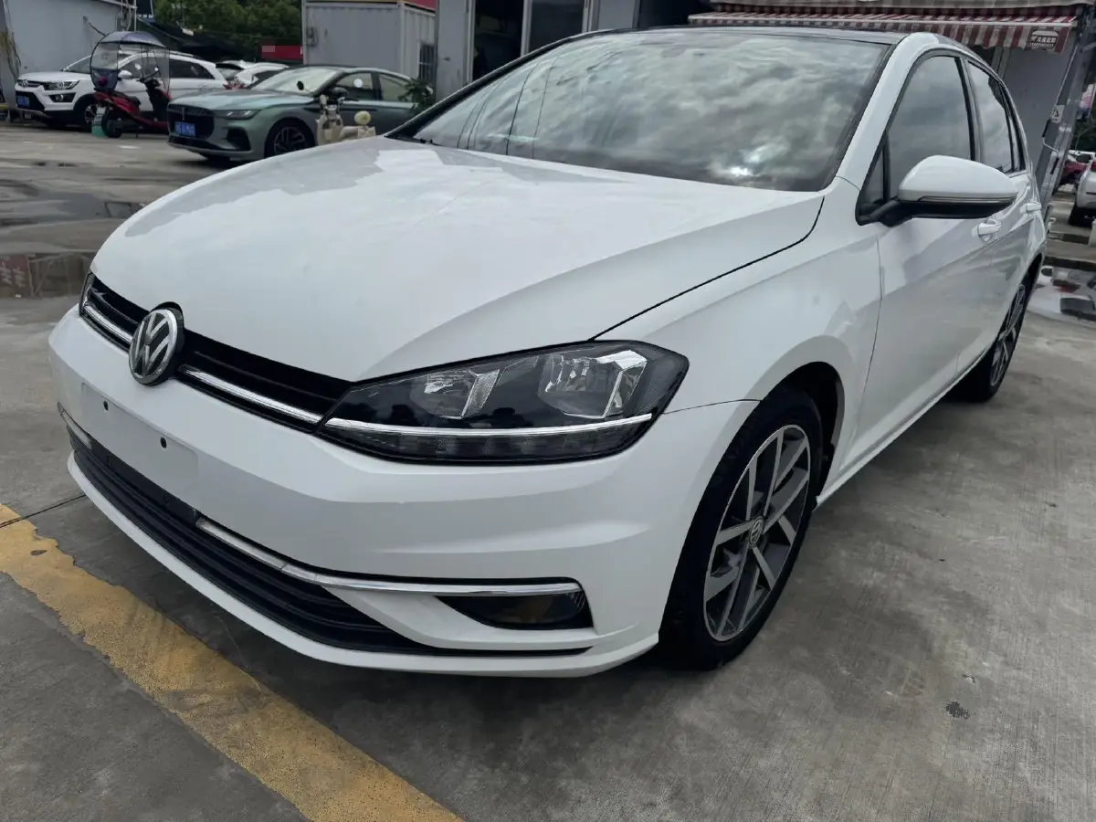 2020 Volkswagen Golf 1.4T 150HP L4 7DCT